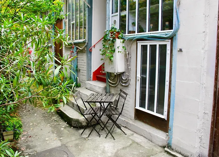 Cozy Artist Loft Lägenhet