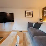 Cozy Artist Loft Apartment Paris